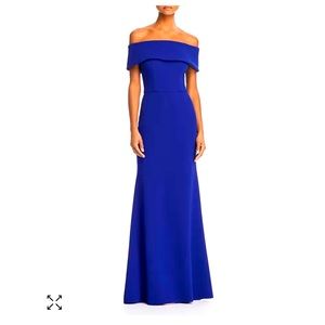 AQUA Off-The-Shoulder Scuba Crepe Gown size 8